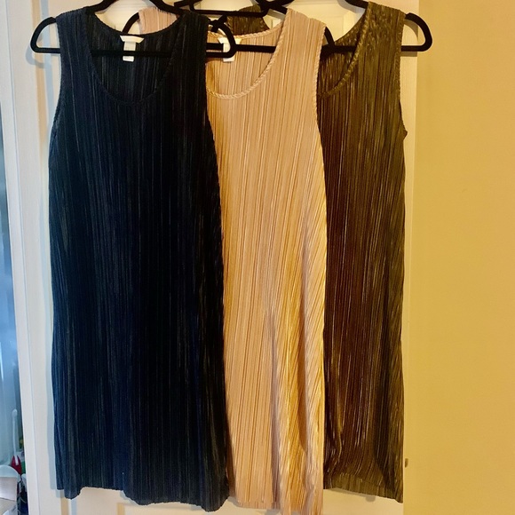 NWT Navy Blue Casual/Evening Dress 🎉HP🎉 - Picture 2 of 2